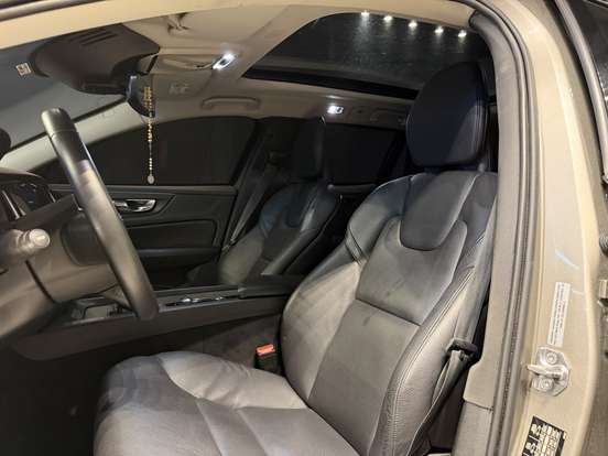 VOLVO-V60-2.0 T5 GASOLINA MOMENTUM GEARTRONIC VOLVO-V60-2019
