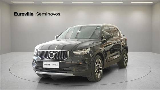 VOLVO XC40 1.5 T5 RECHARGE MOMENTUM GEARTRONIC