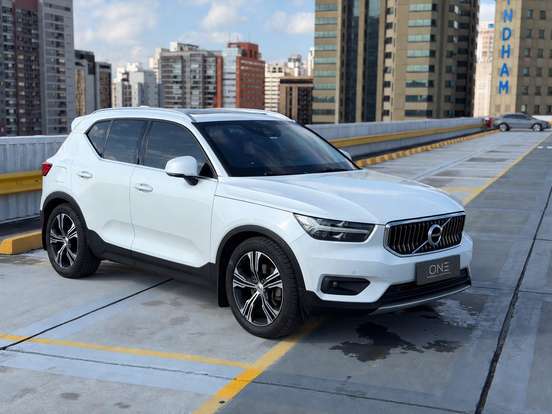 VOLVO-XC40-2.0 T4 GASOLINA INSCRIPTION GEARTRONIC VOLVO-XC40-2020