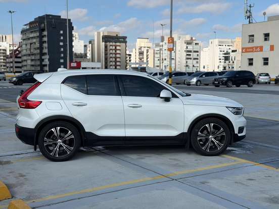 VOLVO-XC40-2.0 T4 GASOLINA INSCRIPTION GEARTRONIC VOLVO-XC40-2020