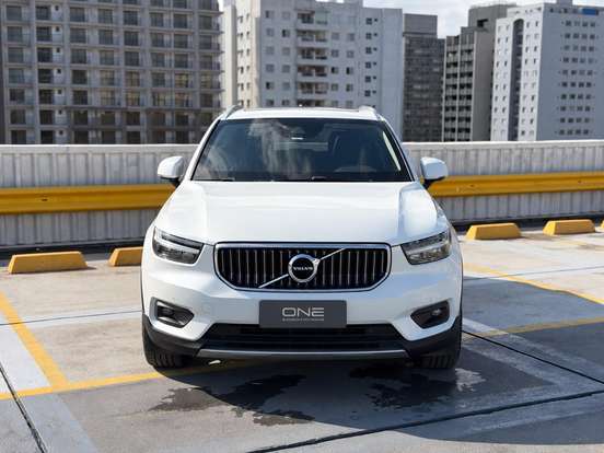 VOLVO-XC40-2.0 T4 GASOLINA INSCRIPTION GEARTRONIC VOLVO-XC40-2020