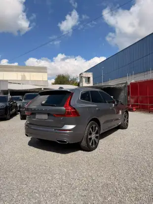VOLVO-XC60-2018