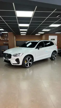 VOLVO XC60 2.0 T8 RECHARGE ULTIMATE DARK AWD GEARTRONIC