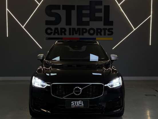 VOLVO-XC60-2018
