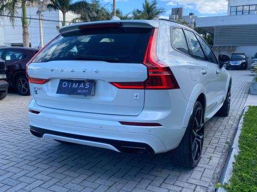VOLVO-XC60-2019