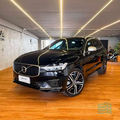 VOLVO-XC60-2018