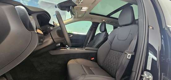 VOLVO-XC60-2026