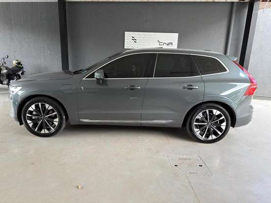 VOLVO-XC60-2.0 T8 PHEV PLUS AWD GEARTRONIC VOLVO-XC60-2025