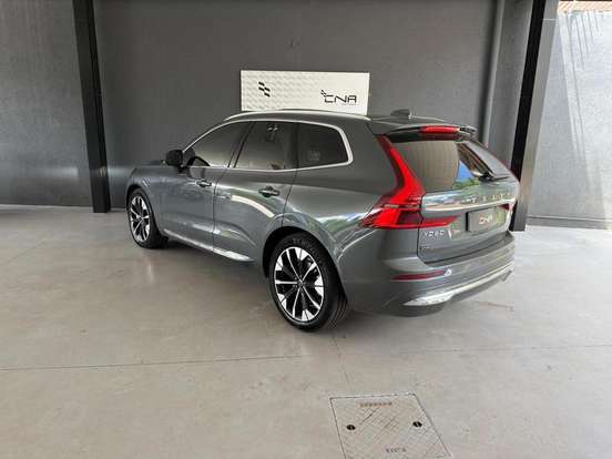 VOLVO-XC60-2.0 T8 PHEV PLUS AWD GEARTRONIC VOLVO-XC60-2025