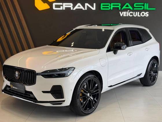VOLVO XC60 2.0 T8 RECHARGE ULTIMATE AWD GEARTRONIC
