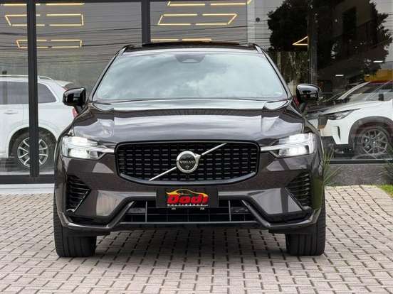 VOLVO-XC60-2023
