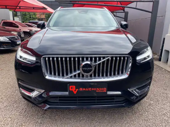 VOLVO-XC90-2023