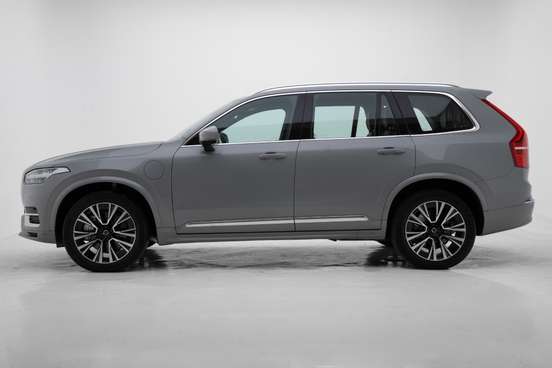 VOLVO-XC90-2024