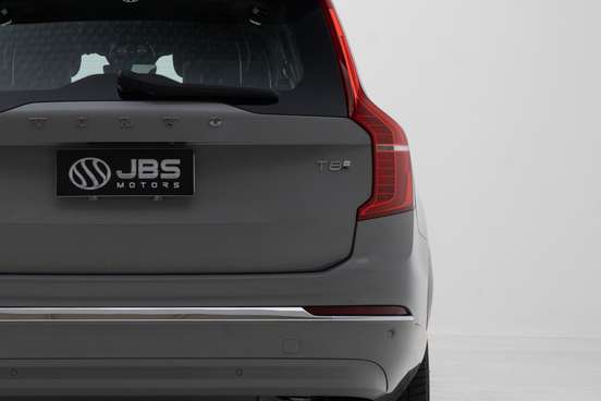 VOLVO-XC90-2024