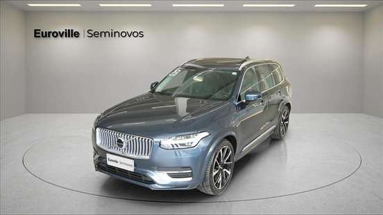 VOLVO-XC90-2023