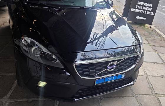 VOLVO V40 2.0 T5 CROSS COUNTRY AWD TURBO GASOLINA 4P AUTOMÁTICO