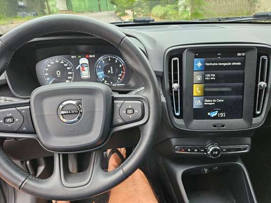 VOLVO-XC40-2.0 T4 GASOLINA GEARTRONIC VOLVO-XC40-2018