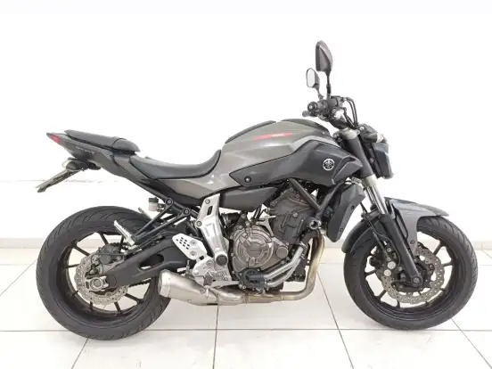 YAMAHA-MT-07 YAMAHA-MT-07-2016