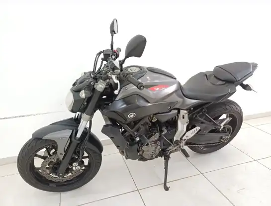 YAMAHA-MT-07 YAMAHA-MT-07-2016