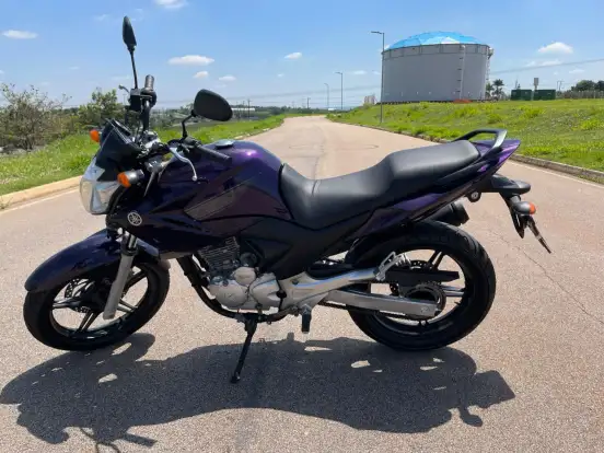YAMAHA-YS 250 FAZER-2010
