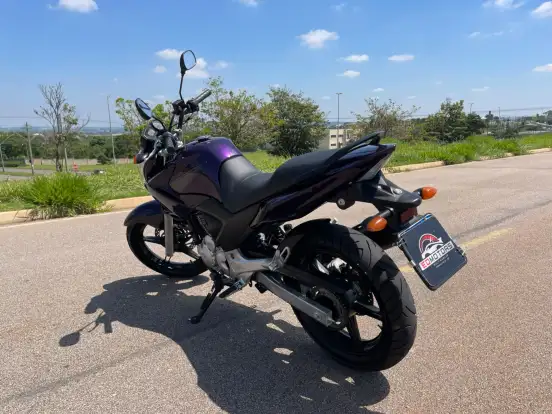 YAMAHA-YS 250 FAZER YAMAHA-YS 250 FAZER-2010