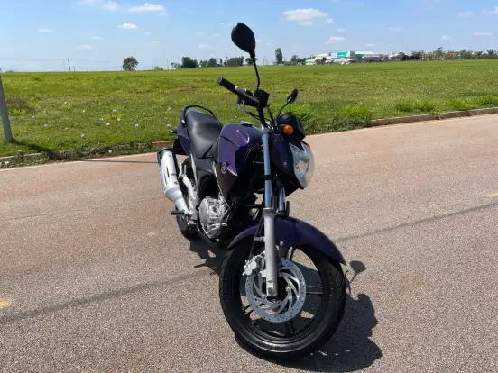 YAMAHA-YS 250 FAZER-2010
