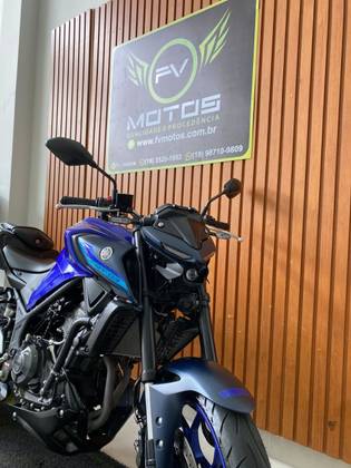 YAMAHA MT-03 CONNECTED ABS 