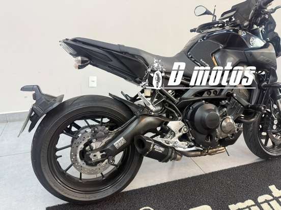 YAMAHA-MT-09-2020