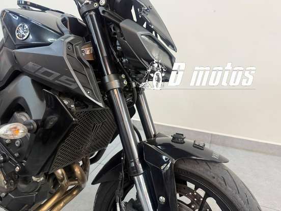 YAMAHA-MT-09-2020