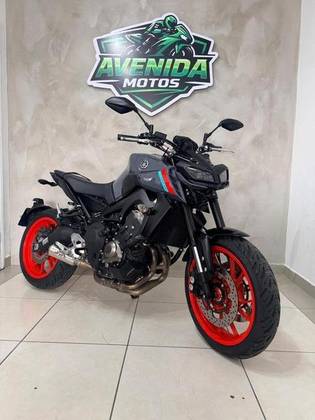 YAMAHA MT-09 
