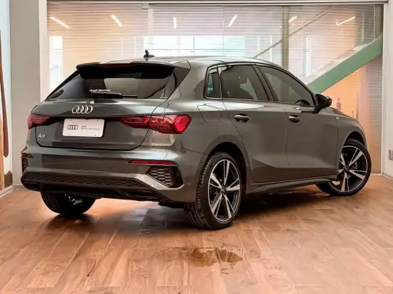 AUDI-A3-2.0 40 TFSI MHEV SPORTBACK PERFORMANCE BLACK S-TRONIC AUDI-A3-2023