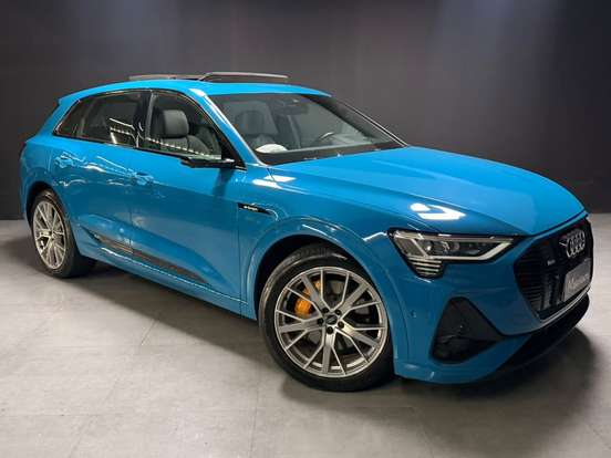 AUDI-E-TRON-2020