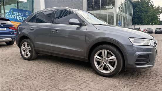 AUDI-Q3-2017