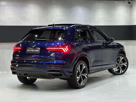 AUDI-Q3-2.0 40 TFSI GASOLINA PERFORMANCE BLACK PLUS QUATTRO TIPTRONIC AUDI-Q3-2024