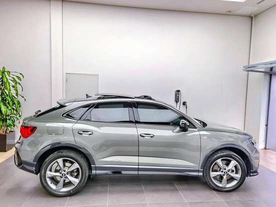 AUDI-Q3-2.0 40 TFSI GASOLINA SPORTBACK PERFORMANCE BLACK QUATTRO TIPTRONIC AUDI-Q3-2022