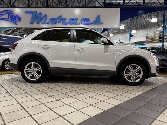 AUDI-Q3-2012