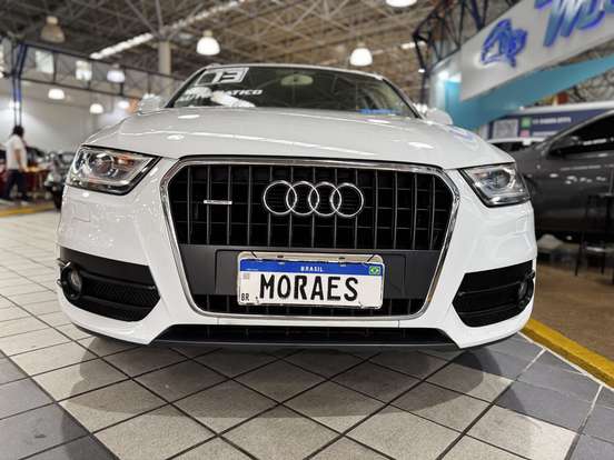 AUDI-Q3-2012