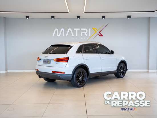 AUDI-Q3-2014