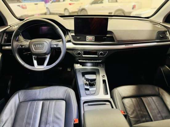 AUDI-Q5-2023