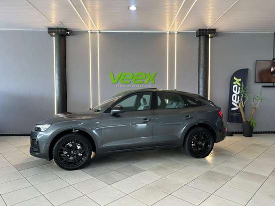 AUDI-Q5-2021