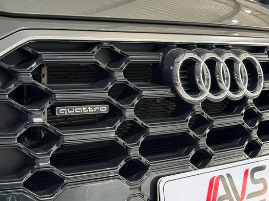 AUDI-Q5-2023