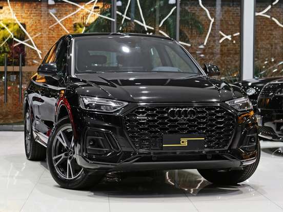 AUDI-Q5-2022