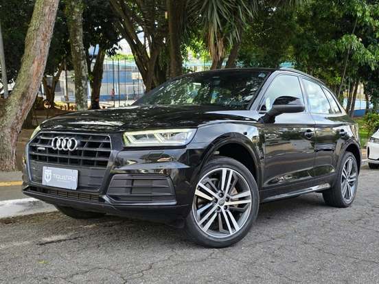 AUDI-Q5-2017