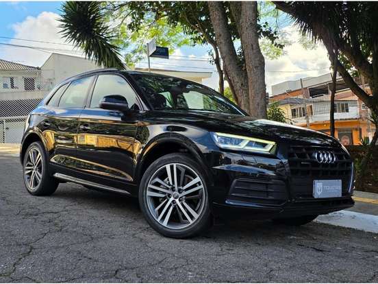 AUDI-Q5-2017