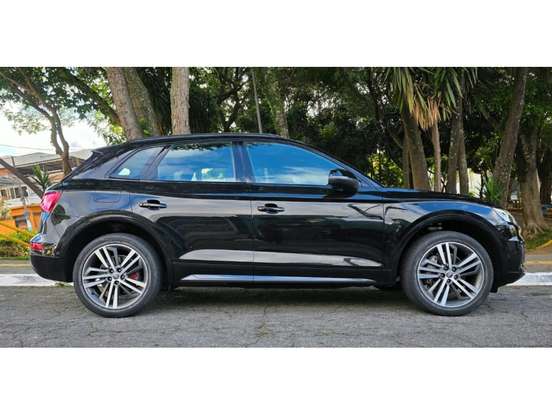 AUDI-Q5-2017