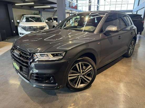 AUDI-Q5-2019
