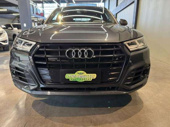 AUDI-Q5-2019