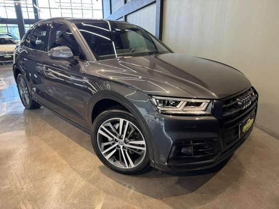 AUDI-Q5-2019