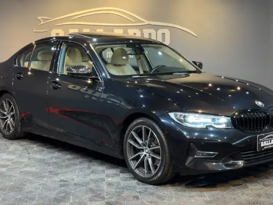 BMW-320i-2.0 16V TURBO GASOLINA SPORT AUTOMÁTICO BMW-320i-2019