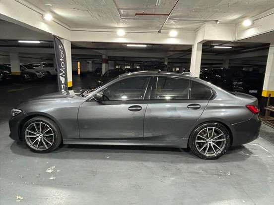 BMW-320i-2.0 16V TURBO GASOLINA M SPORT AUTOMÁTICO BMW-320i-2020